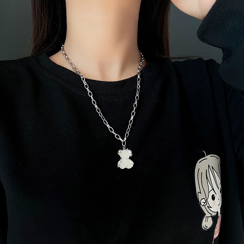 Премиум прозрачный желейный медведь манго звезда ожерелье женский нишевый дизайн сладкий и пряный кулон свитер цепь прилив
Премиум прозрачный желейный медведь манго звезда ожерелье женский нишевый дизайн сладкий и пряный кулон свитер цепь прилив