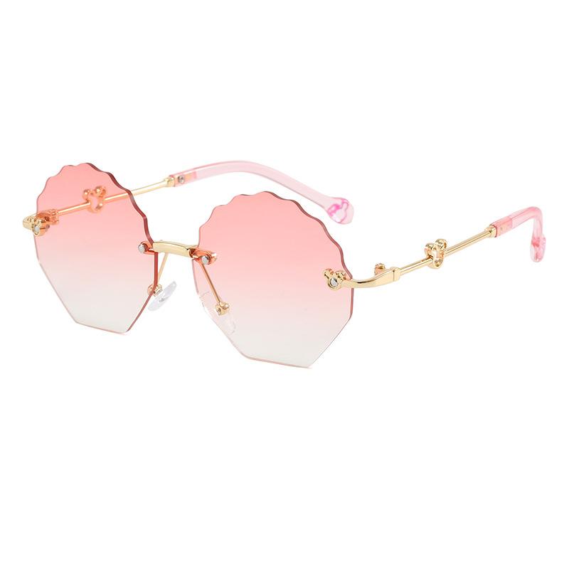 Trendy Children s Scalloped Sunglasses Fashion Gradient Lens Lightweight Rimless Uv Protection Glasses 6006 розовый
Trendy Children s Scalloped Sunglasses Fashion Gradient Lens Lightweight Rimless Uv Protection Glasses 6006 розовый