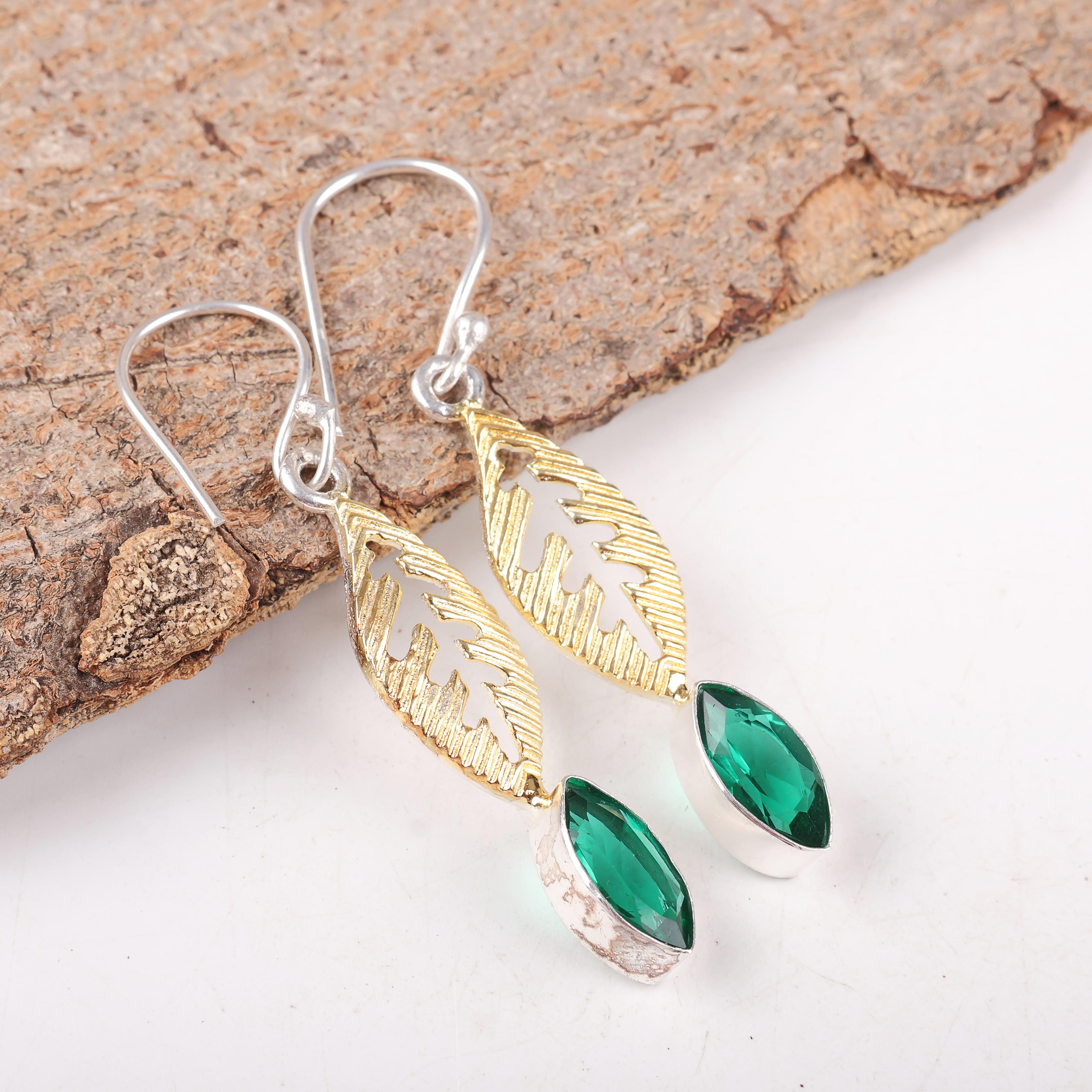 Green Emerald Gemstone Earrings Jewelry, Handmade Gorgeous Silver Earrings , 925 Sterling Silver Jewelry For Wedding Gift 2.11 Inches зелений
Green Emerald Gemstone Earrings Jewelry, Handmade Gorgeous Silver Earrings , 925 Sterling Silver Jewelry For Wedding Gift 2.11 Inches зелений