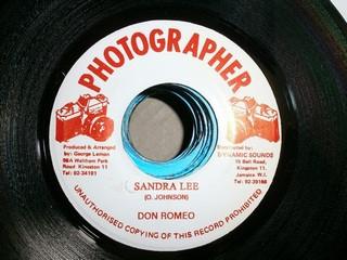 7inch Record DON ROMEO - Sandra Lee NONE Photographer Jamaica Reggae, Ska & Dub Used
7inch Record DON ROMEO - Sandra Lee NONE Photographer Jamaica Reggae, Ska & Dub Used
