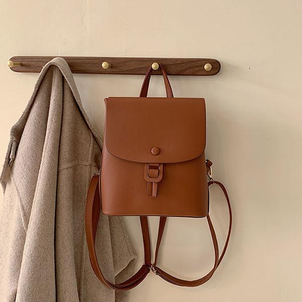 Женский многофункциональный мягкий рюкзак из искусственной кожи, универсальная уличная сумка, однотонная сумка на одно плечо, повседневная сумка-мессенджер 22*23*13cm коричневый
Женский многофункциональный мягкий рюкзак из искусственной кожи, универсальная уличная сумка, однотонная сумка на одно плечо, повседневная сумка-мессенджер 22*23*13cm коричневый