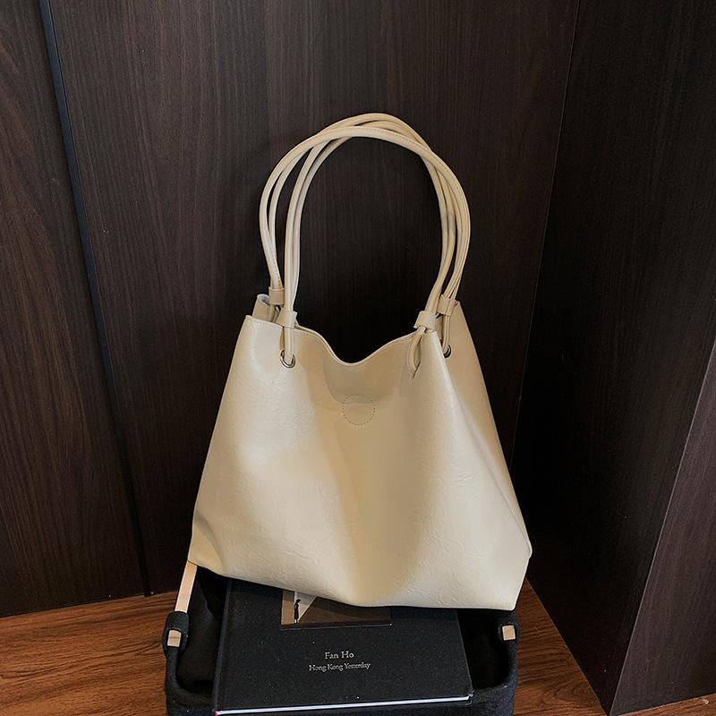 Сумка большой вместимости женская 2025 новая модная простая сумка через плечо премиальная сумка-тоут сумка-ведро
Сумка большой вместимости женская 2025 новая модная простая сумка через плечо премиальная сумка-тоут сумка-ведро