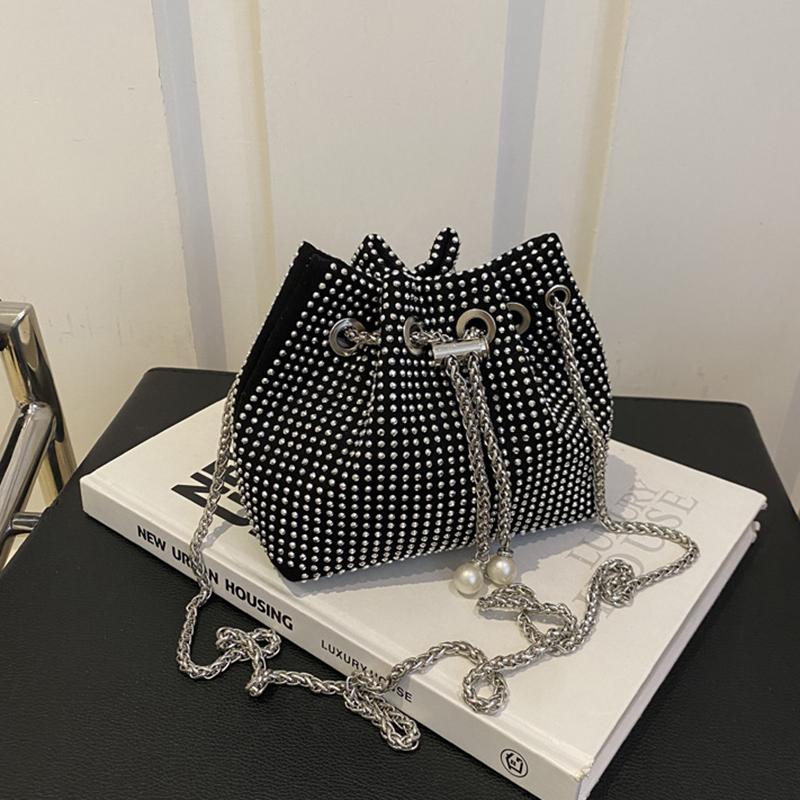 Women s Fashion Luxury Design Shopper Shoulder Bag Large-Capacity Pu Leather Rhinestones Shoulder Handbag Female Brand Top Handle Bags 15.5x9.5x15.5cm срібний
Women s Fashion Luxury Design Shopper Shoulder Bag Large-Capacity Pu Leather Rhinestones Shoulder Handbag Female Brand Top Handle Bags 15.5x9.5x15.5cm срібний