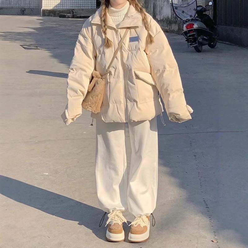 2024 new down jacket women s winter loose cotton jacket this year popular coat short small student S 75-45 kg абрикосовий
2024 new down jacket women s winter loose cotton jacket this year popular coat short small student S 75-45 kg абрикосовий