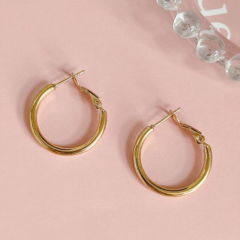 Classic Stainless Steel Pearl Pendant Hoop Earrings – Versatile and Simple Dangle Jewelry
Classic Stainless Steel Pearl Pendant Hoop Earrings – Versatile and Simple Dangle Jewelry