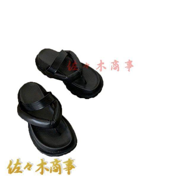 Flip-flop sandals with thongs for women, sabot beach sandals, going out slippers, flat heels, instep straps, thick soles, for town use, anti-slip
Flip-flop sandals with thongs for women, sabot beach sandals, going out slippers, flat heels, instep straps, thick soles, for town use, anti-slip