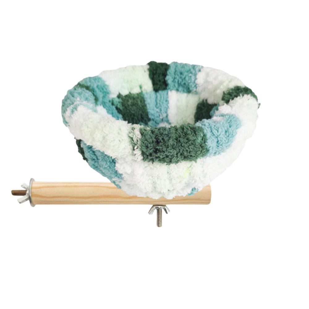 Cute Warm Winter Bird Nest Hanging Bird Cage Accessories Parrot Hideaway Colorful Hammock Garden Decoration
Cute Warm Winter Bird Nest Hanging Bird Cage Accessories Parrot Hideaway Colorful Hammock Garden Decoration