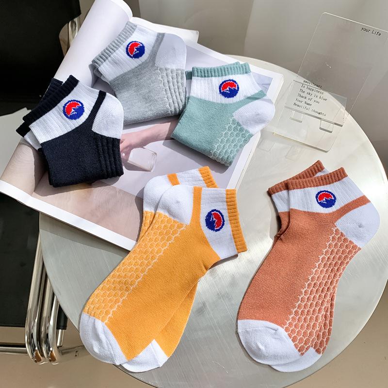 5 Pairs of Socks Men and Women Summer Couple Cotton Socks Season Anti-odour Sweat Spring and Autumn Massage Bottoming Socks 5 pairs імбирний
5 Pairs of Socks Men and Women Summer Couple Cotton Socks Season Anti-odour Sweat Spring and Autumn Massage Bottoming Socks 5 pairs імбирний
