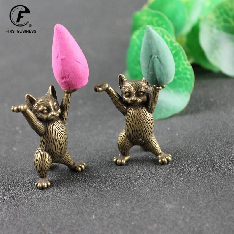 Antique Copper Cartoon Kung Fu Cat Statue Desktop Ornaments Metal Brass Animal Figurines Miniatures Home Decorations Accessories
Antique Copper Cartoon Kung Fu Cat Statue Desktop Ornaments Metal Brass Animal Figurines Miniatures Home Decorations Accessories
