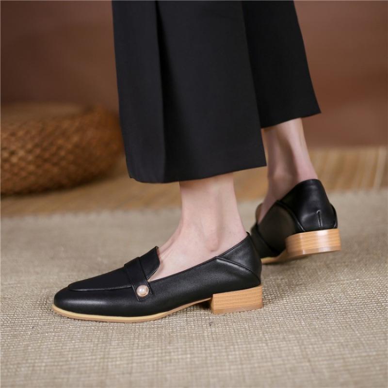 Новые женские туфли на низком каблуке, женские туфли на четыре сезона с открытым верхом, туфли с низким верхом, обувь кэжуал однотонная больших размеров, с круглым носком 39 чёрный
Новые женские туфли на низком каблуке, женские туфли на четыре сезона с открытым верхом, туфли с низким верхом, обувь кэжуал однотонная больших размеров, с круглым носком 39 чёрный