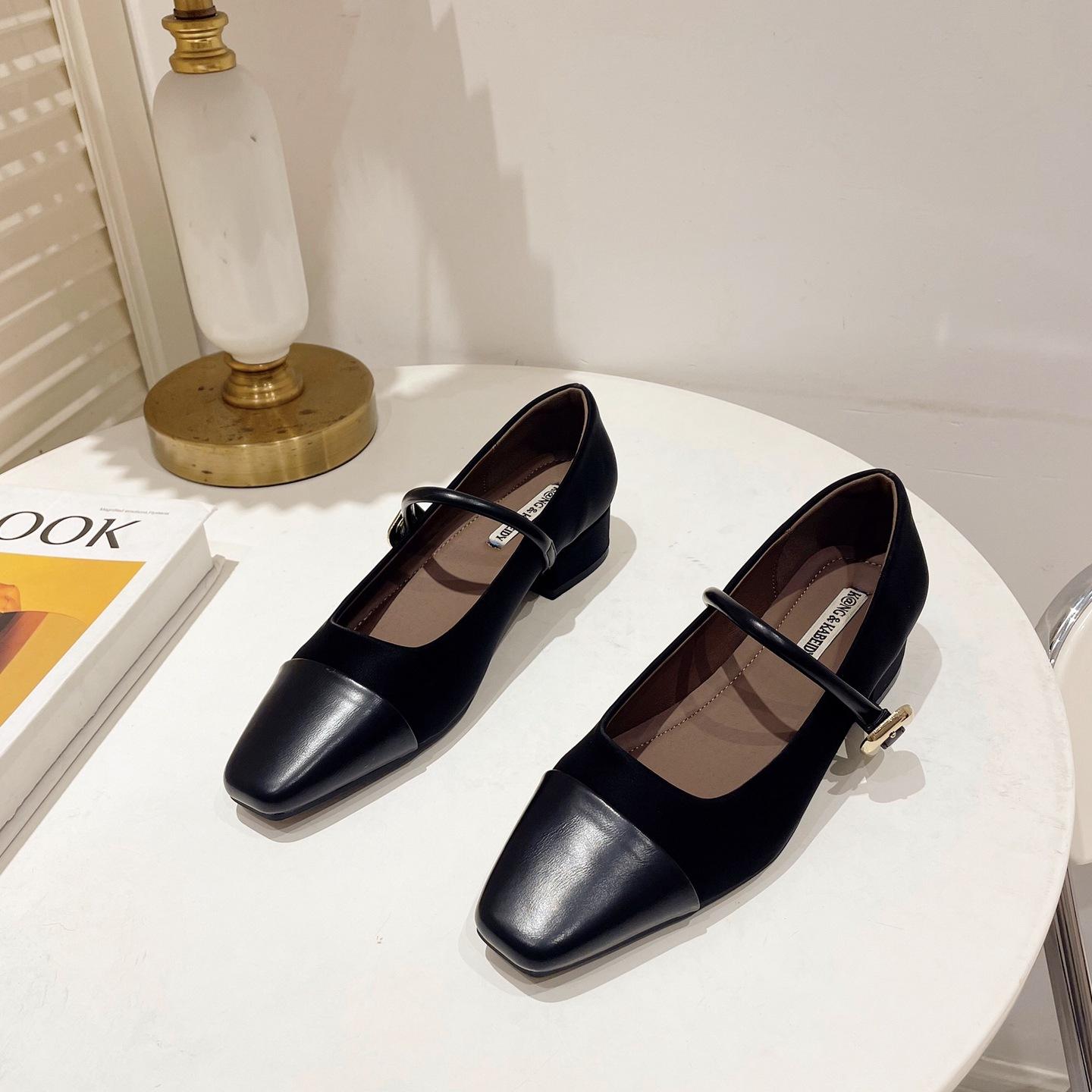 Туфли Мэри Джейн на грубом каблуке с французским плетением, женские туфли, вечерние туфли в стиле ретро с квадратной головкой 40 чёрный
Туфли Мэри Джейн на грубом каблуке с французским плетением, женские туфли, вечерние туфли в стиле ретро с квадратной головкой 40 чёрный