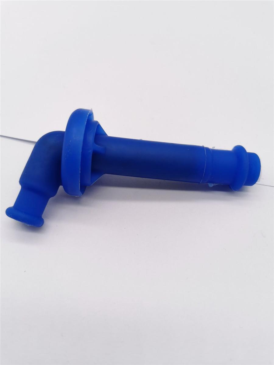 The Spark Plug Cap is direct fit only for the models listed below. Attaches to your coil plug wire ( screws into the plug wire).
The Spark Plug Cap is direct fit only for the models listed below. Attaches to your coil plug wire ( screws into the plug wire).