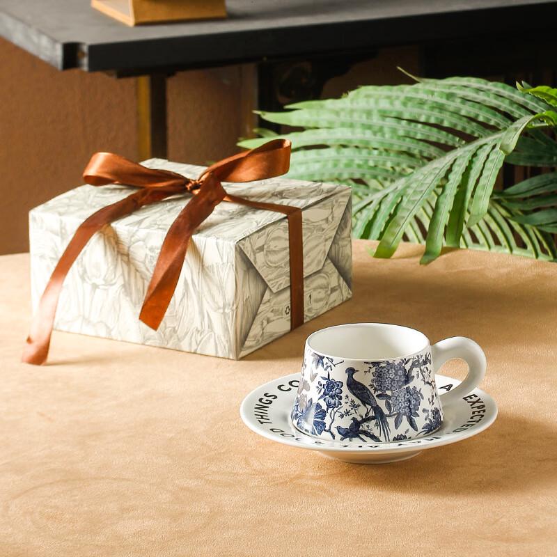 ZISIZ Retro Watercolor Ceramic Coffee Cup and Dessert Plate Set
ZISIZ Retro Watercolor Ceramic Coffee Cup and Dessert Plate Set