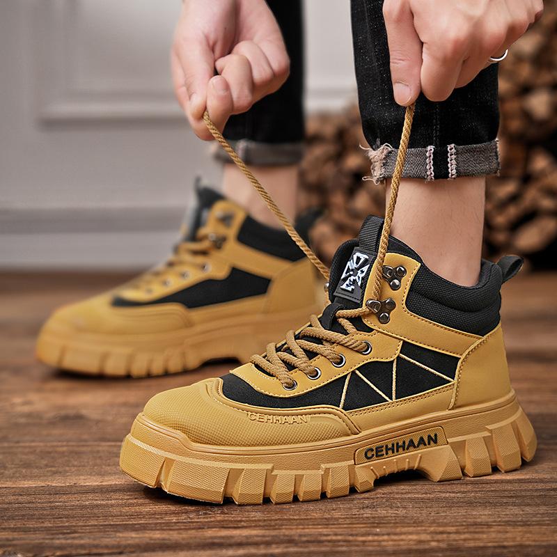 Autumn and winter new tooling boots men s fashion casual boots trendy retro outdoor hiking platform Martin boots men s shoes 44
Autumn and winter new tooling boots men s fashion casual boots trendy retro outdoor hiking platform Martin boots men s shoes 44