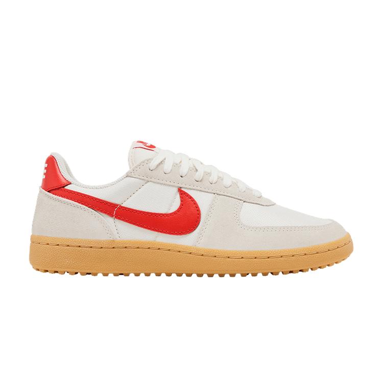 Nike Field General 82 Пикантный красный 42.5
Nike Field General 82 Пикантный красный 42.5