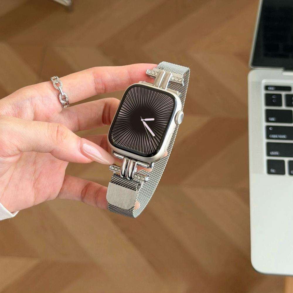 Diamond-Encrusted Milanese Magnetic Strap For Apple Watch S11 46mm Band for iWatch Series11/10/9/8/7/SE3 42mm 38mm 41mm 44mm 45mm Ultra 49mm Bracelet Series11/10 46mm срібний
Diamond-Encrusted Milanese Magnetic Strap For Apple Watch S11 46mm Band for iWatch Series11/10/9/8/7/SE3 42mm 38mm 41mm 44mm 45mm Ultra 49mm Bracelet Series11/10 46mm срібний