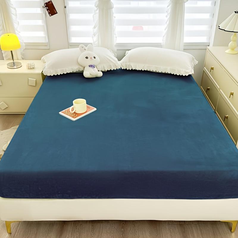 Ultra-Soft Coral Fleece Fitted Sheet – Thick Winter Warm Mattress Cover, Full Enclosed for Queen 1.5m (5 feet) bed
Ultra-Soft Coral Fleece Fitted Sheet – Thick Winter Warm Mattress Cover, Full Enclosed for Queen 1.5m (5 feet) bed