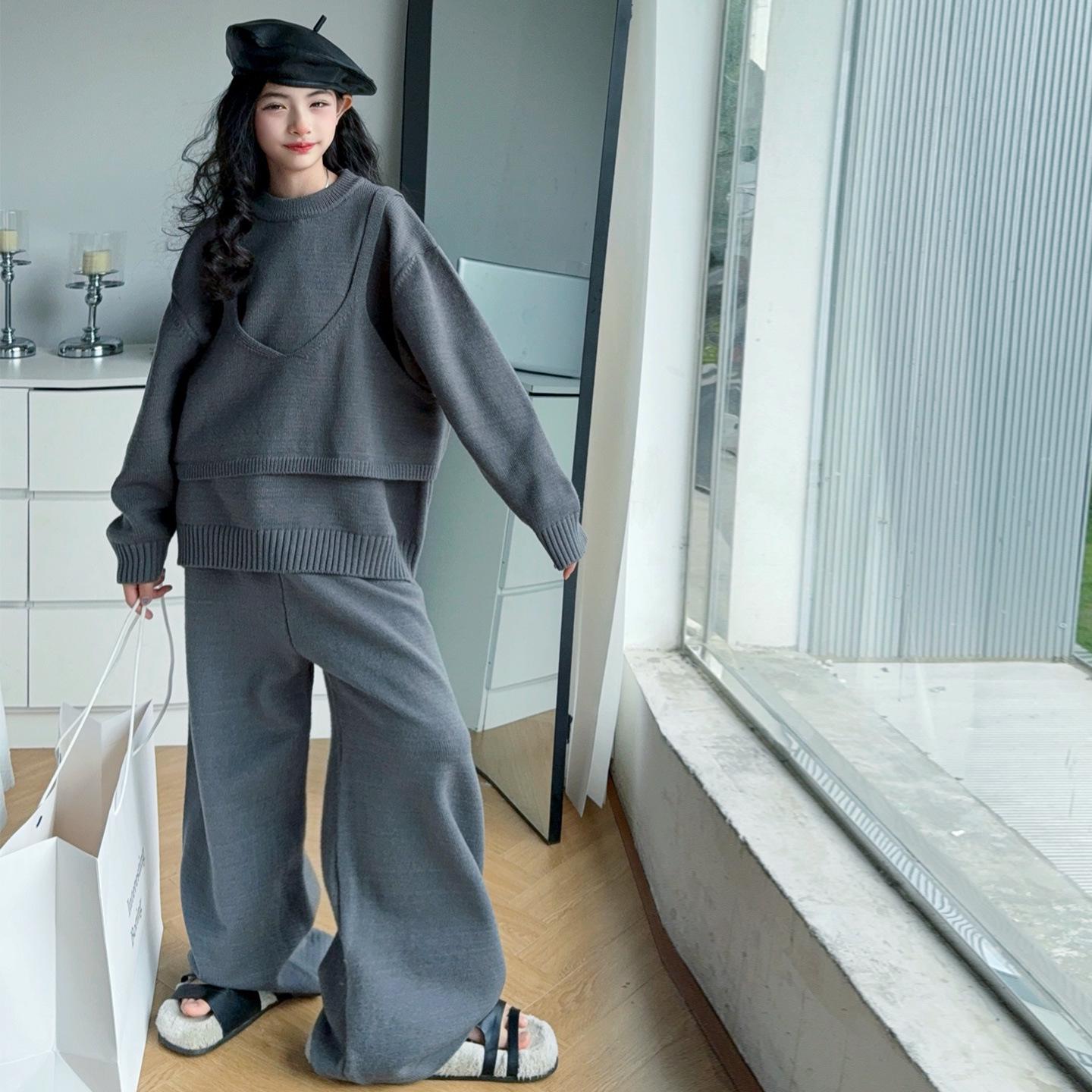 2025 Дівчачий затишний светр у корейському стилі та комплект штанів широкого крою – Весняно-осінній модний одяг для дітей середнього та старшого віку 160 cm
2025 Дівчачий затишний светр у корейському стилі та комплект штанів широкого крою – Весняно-осінній модний одяг для дітей середнього та старшого віку 160 cm