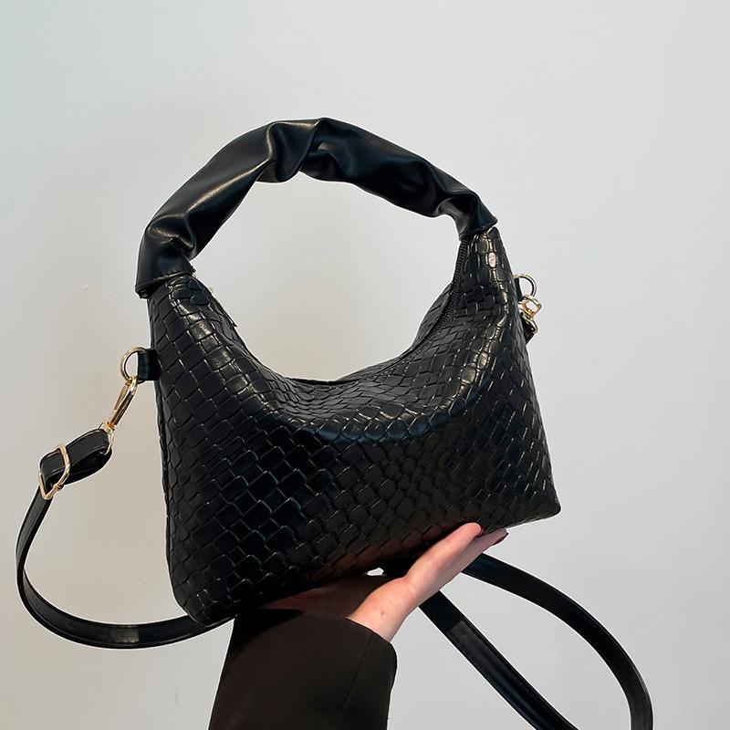 Нишевая вязаная сумка для женщин, новая модная и универсальная сумка на одно плечо для женщин, сумка через плечо
Нишевая вязаная сумка для женщин, новая модная и универсальная сумка на одно плечо для женщин, сумка через плечо