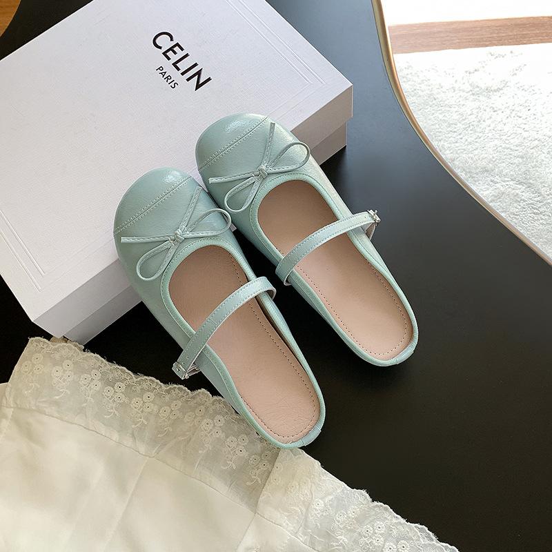 Leather bow baotou half drag women s 2025 summer ballet shoes soft sole gentle inner height increase shallow mouth single shoes 39
Leather bow baotou half drag women s 2025 summer ballet shoes soft sole gentle inner height increase shallow mouth single shoes 39