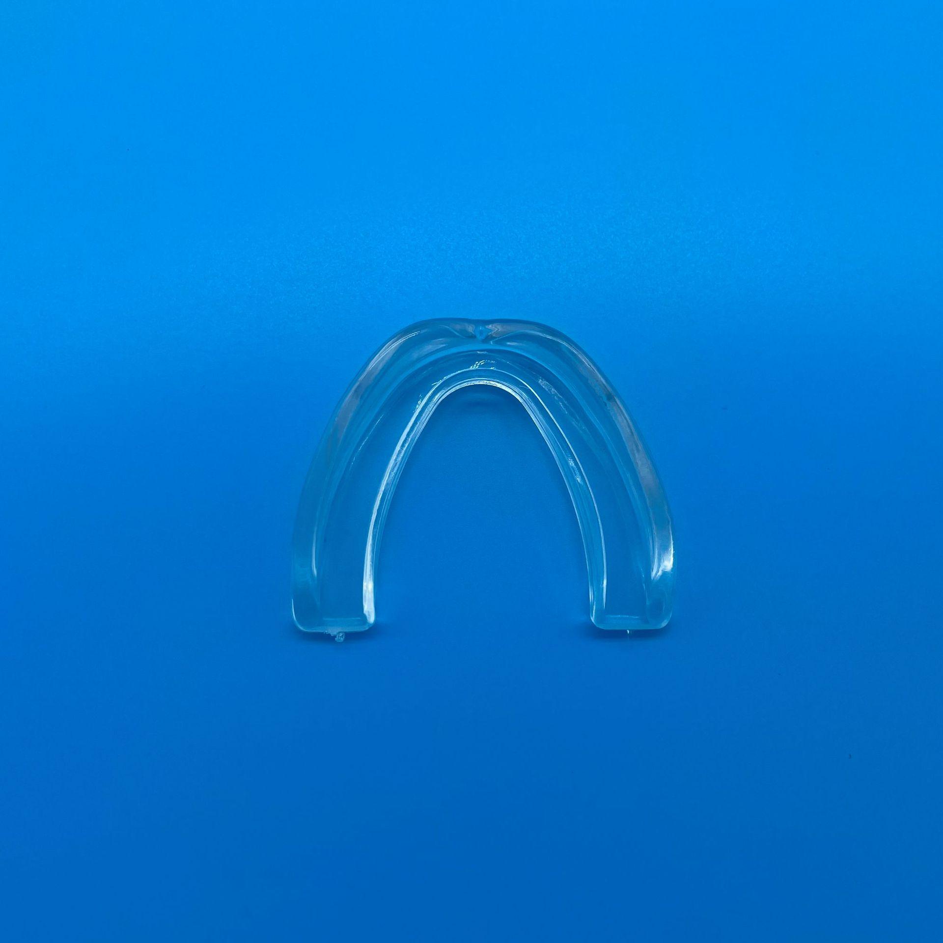 Капа из пищевого ЭВА для тхэквондо, бокса, саньда и баскетбола
Капа из пищевого ЭВА для тхэквондо, бокса, саньда и баскетбола