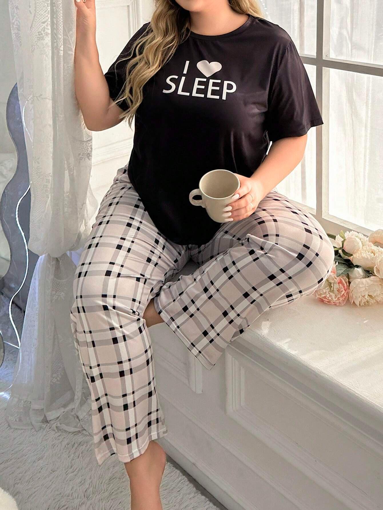 Letter plaid loungewear suit, pajamas, short sleeves and trousers are comfortable and casual, universal in all seasons XXXXL чорний
Letter plaid loungewear suit, pajamas, short sleeves and trousers are comfortable and casual, universal in all seasons XXXXL чорний