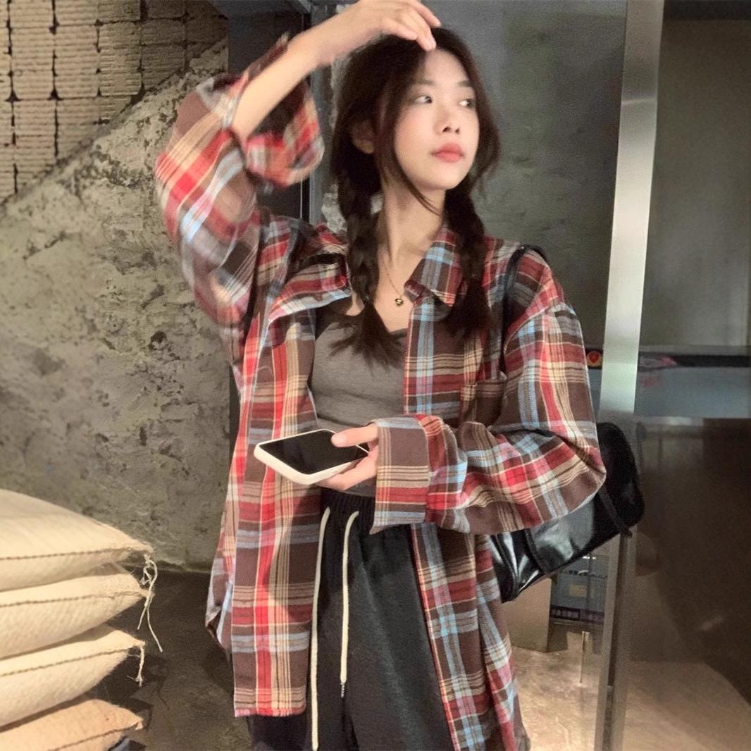 Hong Kong Style 2025 Summer Plaid Patchwork Cardigan: Versatile Long Sleeve Casual Jacket M
Hong Kong Style 2025 Summer Plaid Patchwork Cardigan: Versatile Long Sleeve Casual Jacket M