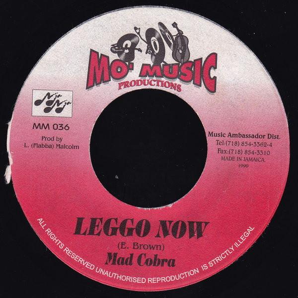 7inch Record CHRISTOPHER / MAD COBRA - Bun Him Back / Leggo Now MM035,MM036 Mo Music Produ 1999 Jamaica Reggae, Ska & Dub Used
7inch Record CHRISTOPHER / MAD COBRA - Bun Him Back / Leggo Now MM035,MM036 Mo Music Produ 1999 Jamaica Reggae, Ska & Dub Used