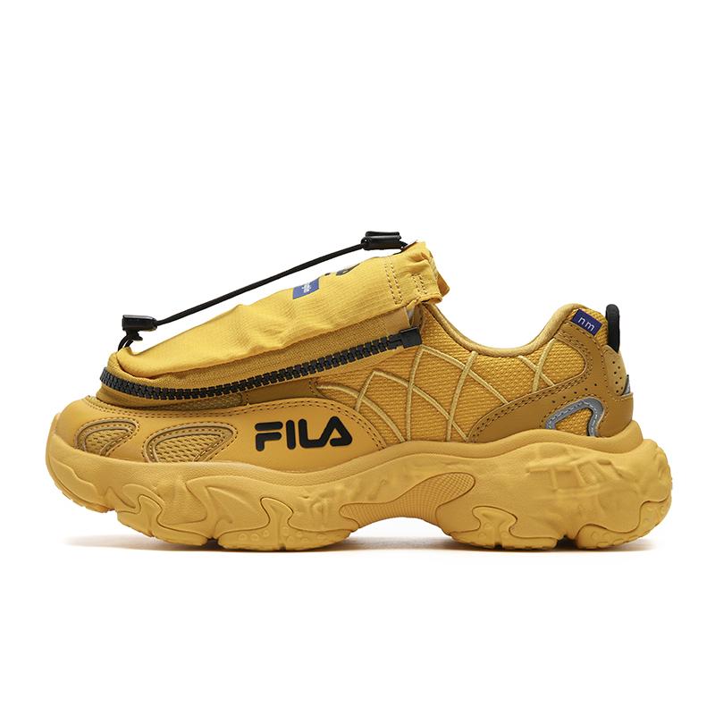 Fila Nicole McLaughlin X Tornado Limited Edition Trendy Functional Outdoor Shoes With Detachable Zipper Pockets Women Sneakers F12W541143FON 35.5
Fila Nicole McLaughlin X Tornado Limited Edition Trendy Functional Outdoor Shoes With Detachable Zipper Pockets Women Sneakers F12W541143FON 35.5