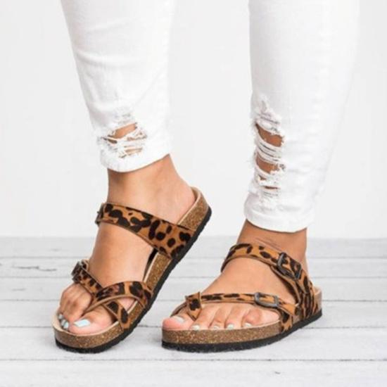 Летние женские пляжные сандалии на платформе, тапочки с открытым носком 36
Летние женские пляжные сандалии на платформе, тапочки с открытым носком 36