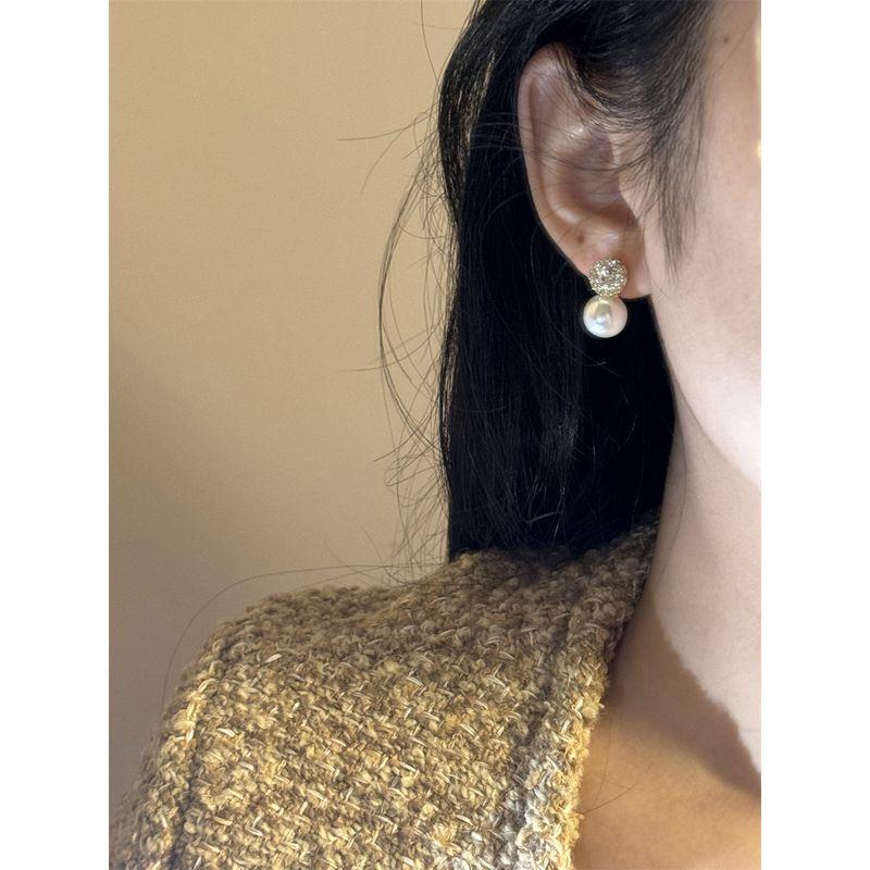 Accessible Luxury Pearl Fall and Winter Fancy Earrings Vintage Zircon 3770A precious diamond pearl Silver Needle
Accessible Luxury Pearl Fall and Winter Fancy Earrings Vintage Zircon 3770A precious diamond pearl Silver Needle