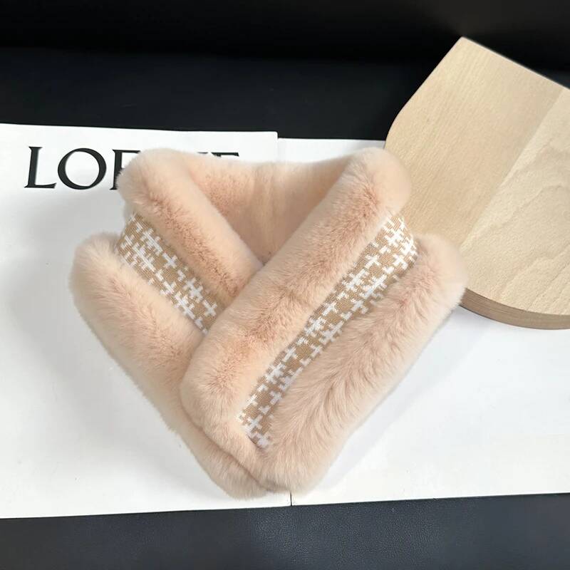 Real Rex Rabbit Fur Scarf Winter Russian Natural Fur Ring Scarf For Women Hand Knitted Fur Scarves Thick And Warm Neckwarmer 62cmx10cm
Real Rex Rabbit Fur Scarf Winter Russian Natural Fur Ring Scarf For Women Hand Knitted Fur Scarves Thick And Warm Neckwarmer 62cmx10cm