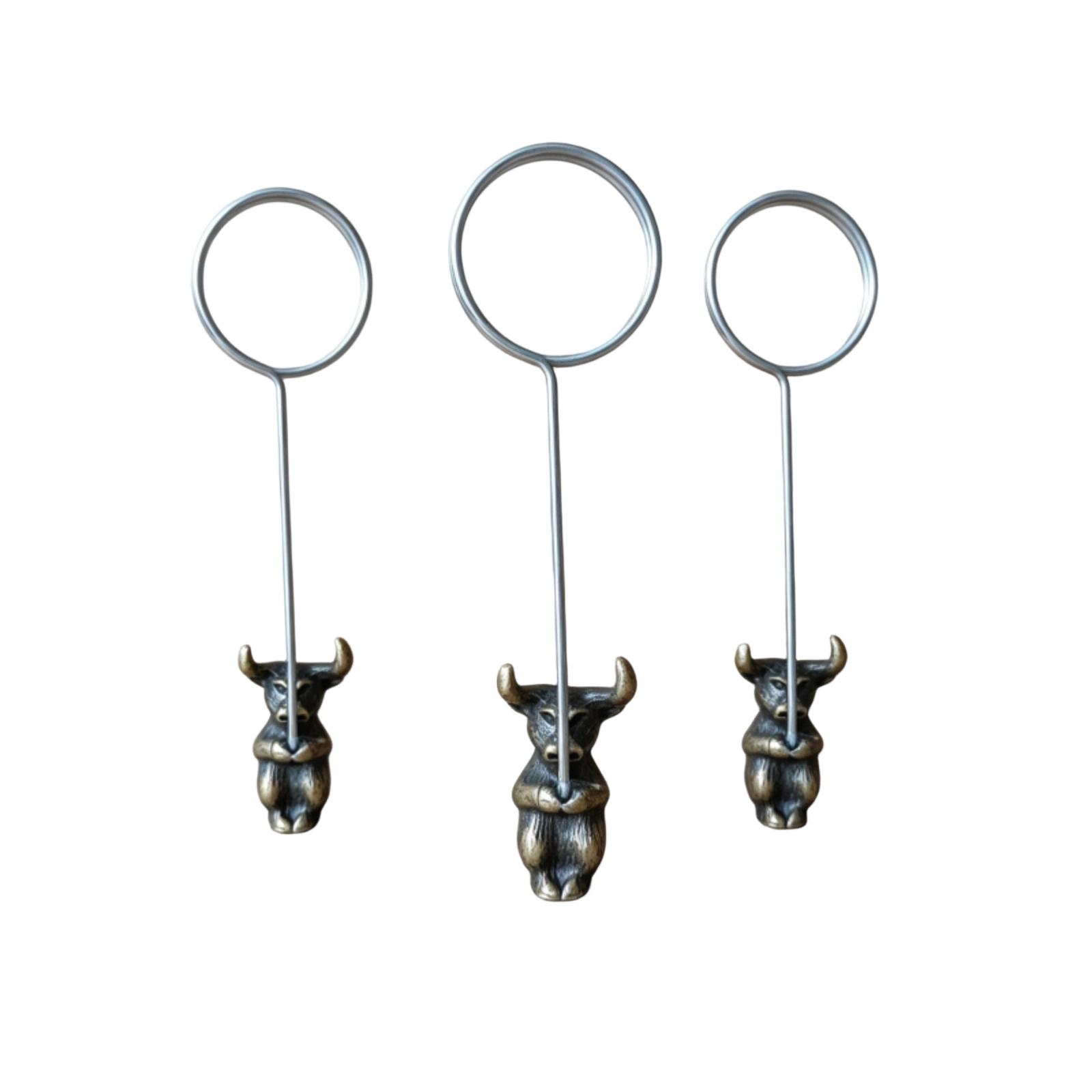 Retro Animal Card Holders – Animal Figurine Memo Clips – Desktop Ornaments For Restaurants, Weddings, And Home Decor (Set Of 3 ) One Size
Retro Animal Card Holders – Animal Figurine Memo Clips – Desktop Ornaments For Restaurants, Weddings, And Home Decor (Set Of 3 ) One Size