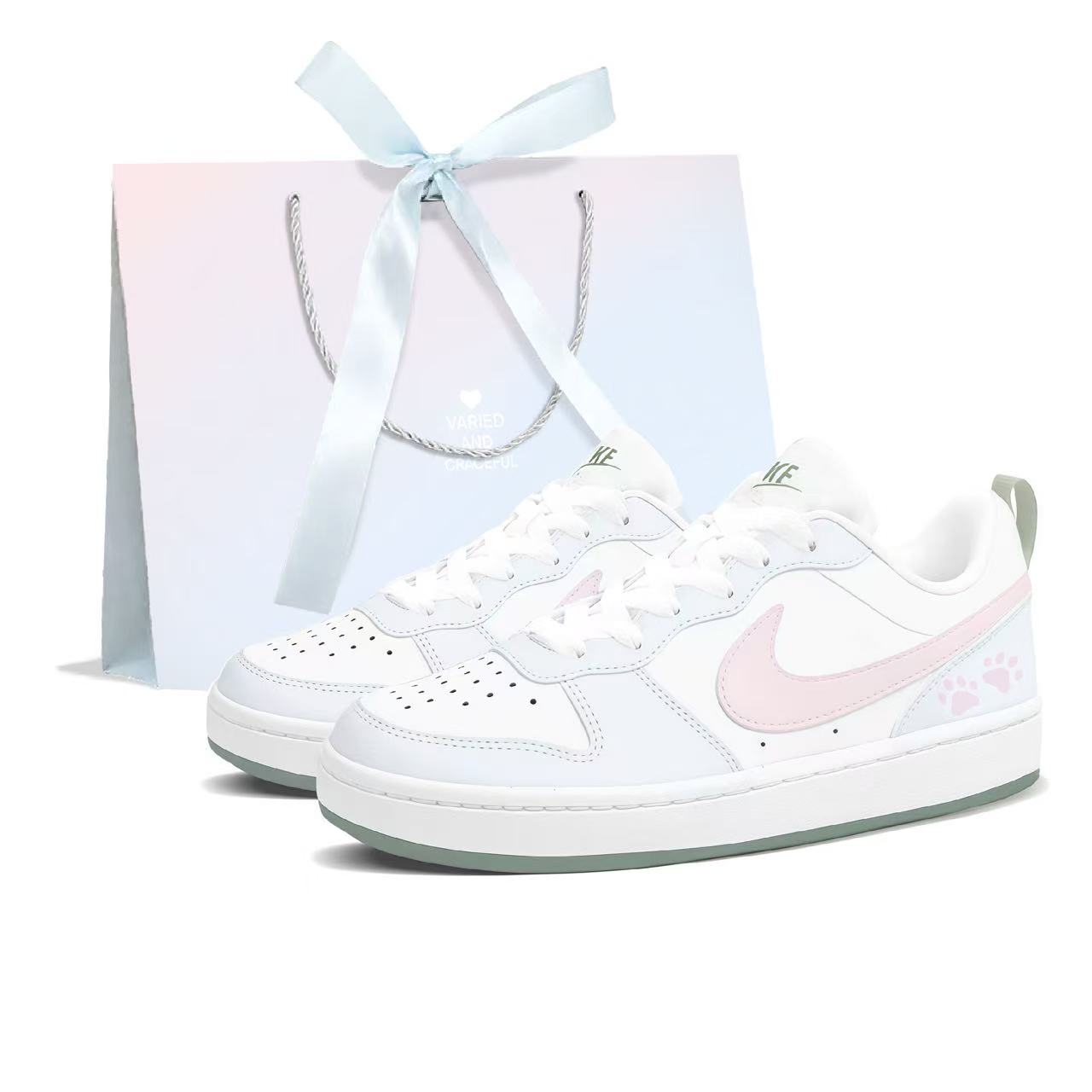 Nike Court Borough Maris Sal Cute Claw Basketball Shoes Women s Blue Pink DV5456-130(Team1682-) 40
Nike Court Borough Maris Sal Cute Claw Basketball Shoes Women s Blue Pink DV5456-130(Team1682-) 40