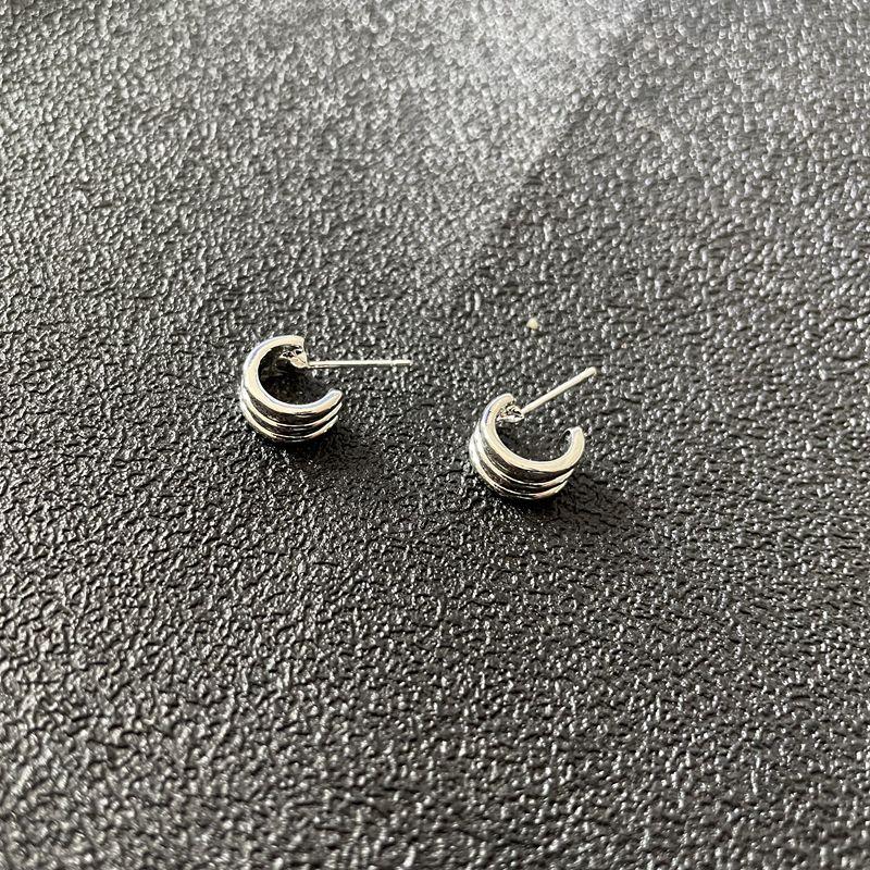 Suyan Minimalist Small Ear Ring Qingdao Ornament 925 Silver Needle Silver Platinum Needle
Suyan Minimalist Small Ear Ring Qingdao Ornament 925 Silver Needle Silver Platinum Needle