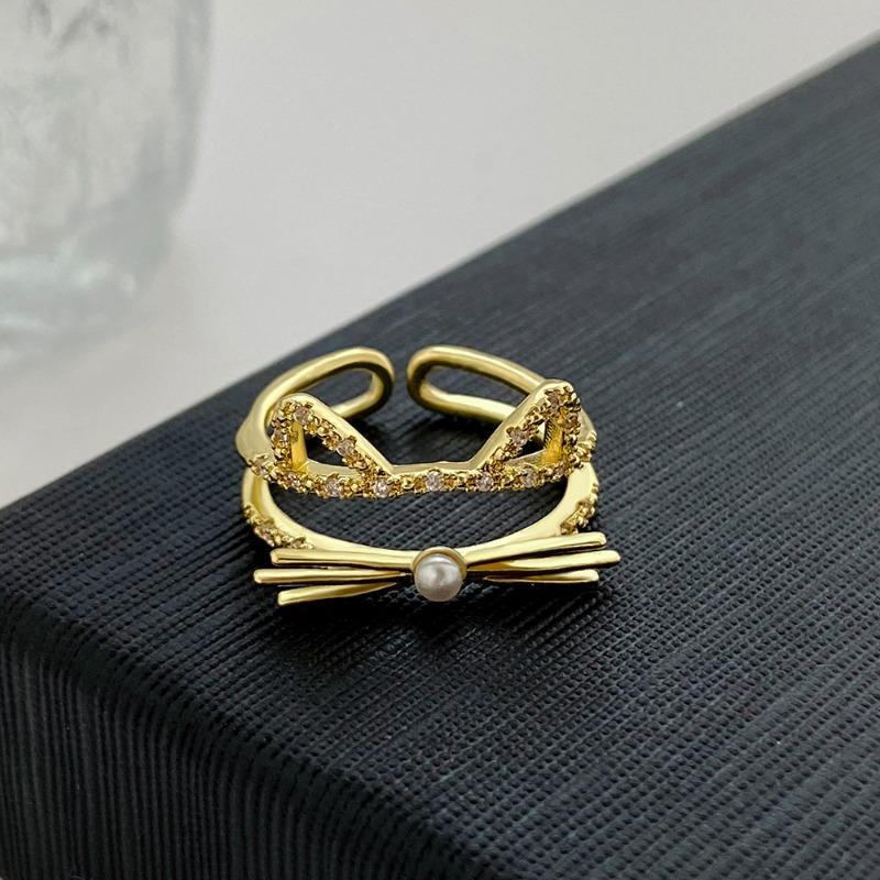 Европейский и американский Ins Ветер Кольцо с кошкой, инкрустированное бриллиантами, Женское, Японское и корейское Милое кольцо на указательный палец, геометрическое, открытое, Кольцо для девушки золотой
Европейский и американский Ins Ветер Кольцо с кошкой, инкрустированное бриллиантами, Женское, Японское и корейское Милое кольцо на указательный палец, геометрическое, открытое, Кольцо для девушки золотой