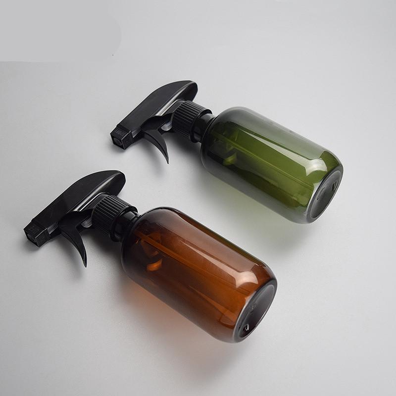 300/500ML Plastic Spray Bottle Large Capacity High Pressure Moisturizer Empty Container for Water Can Hair Stylist Hairdressing 300ml
300/500ML Plastic Spray Bottle Large Capacity High Pressure Moisturizer Empty Container for Water Can Hair Stylist Hairdressing 300ml