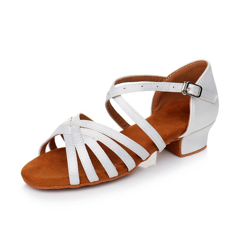 Children Latin Dance Shoes Low Heel 3.5cm Girls Practice Ballroom Soft Sole Dancing Shoes 41 білий
Children Latin Dance Shoes Low Heel 3.5cm Girls Practice Ballroom Soft Sole Dancing Shoes 41 білий