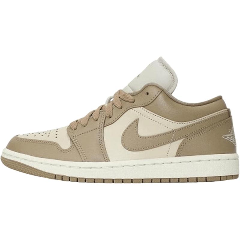 Jordan AJ1 Low Retro Casual Sneakers DC0774-203 EUR 36
Jordan AJ1 Low Retro Casual Sneakers DC0774-203 EUR 36