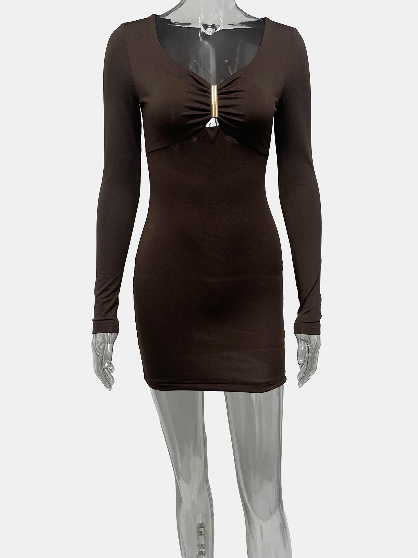 Autumn 2025 Women s Slim-Fit Pleated Dress with Metal Brooch Details L
Autumn 2025 Women s Slim-Fit Pleated Dress with Metal Brooch Details L