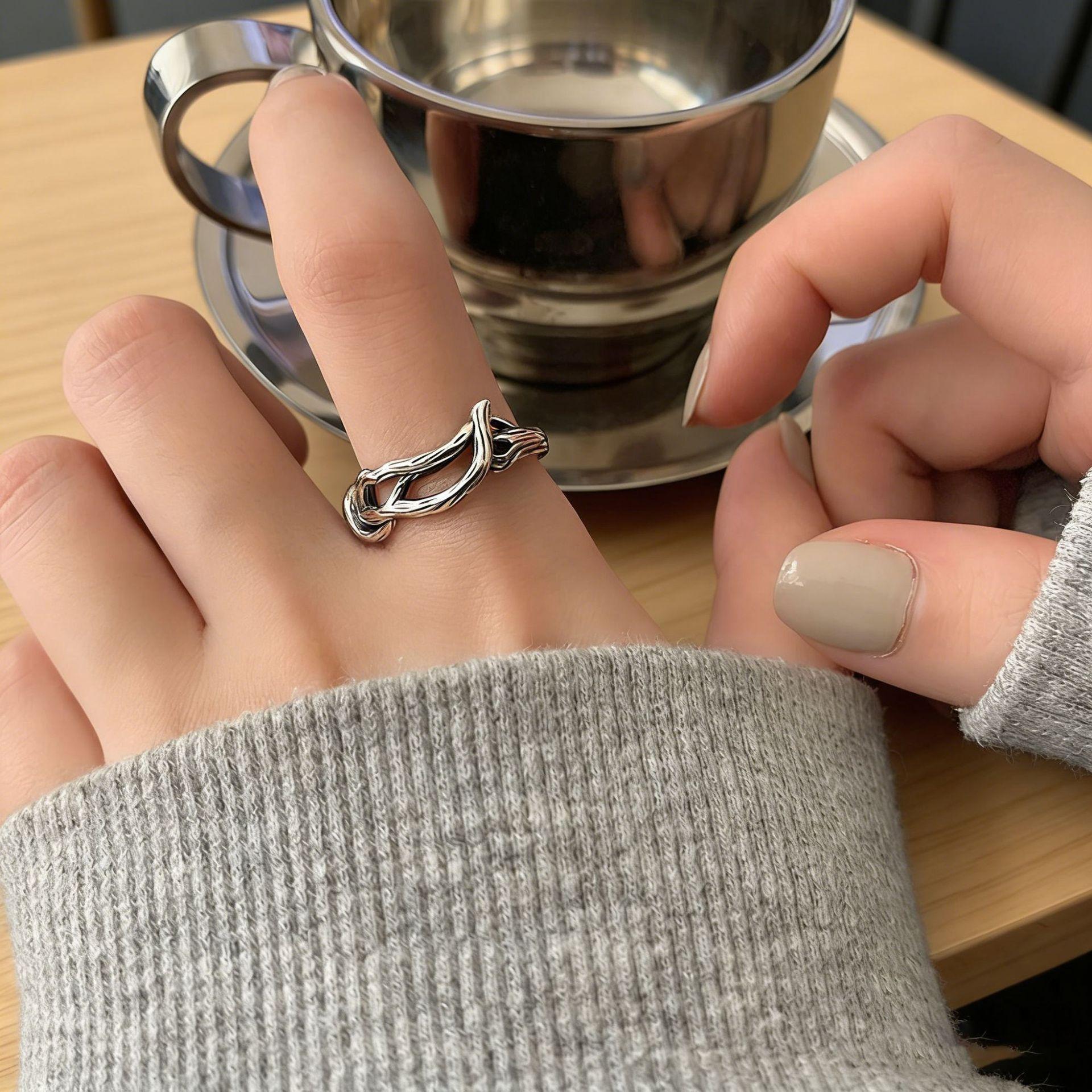 PANJBJ 925 Sterling Silver Flower Branch Rings for Women CoupleTexture Design Versatile Open Jewelry Gift Prevent Allergy
PANJBJ 925 Sterling Silver Flower Branch Rings for Women CoupleTexture Design Versatile Open Jewelry Gift Prevent Allergy