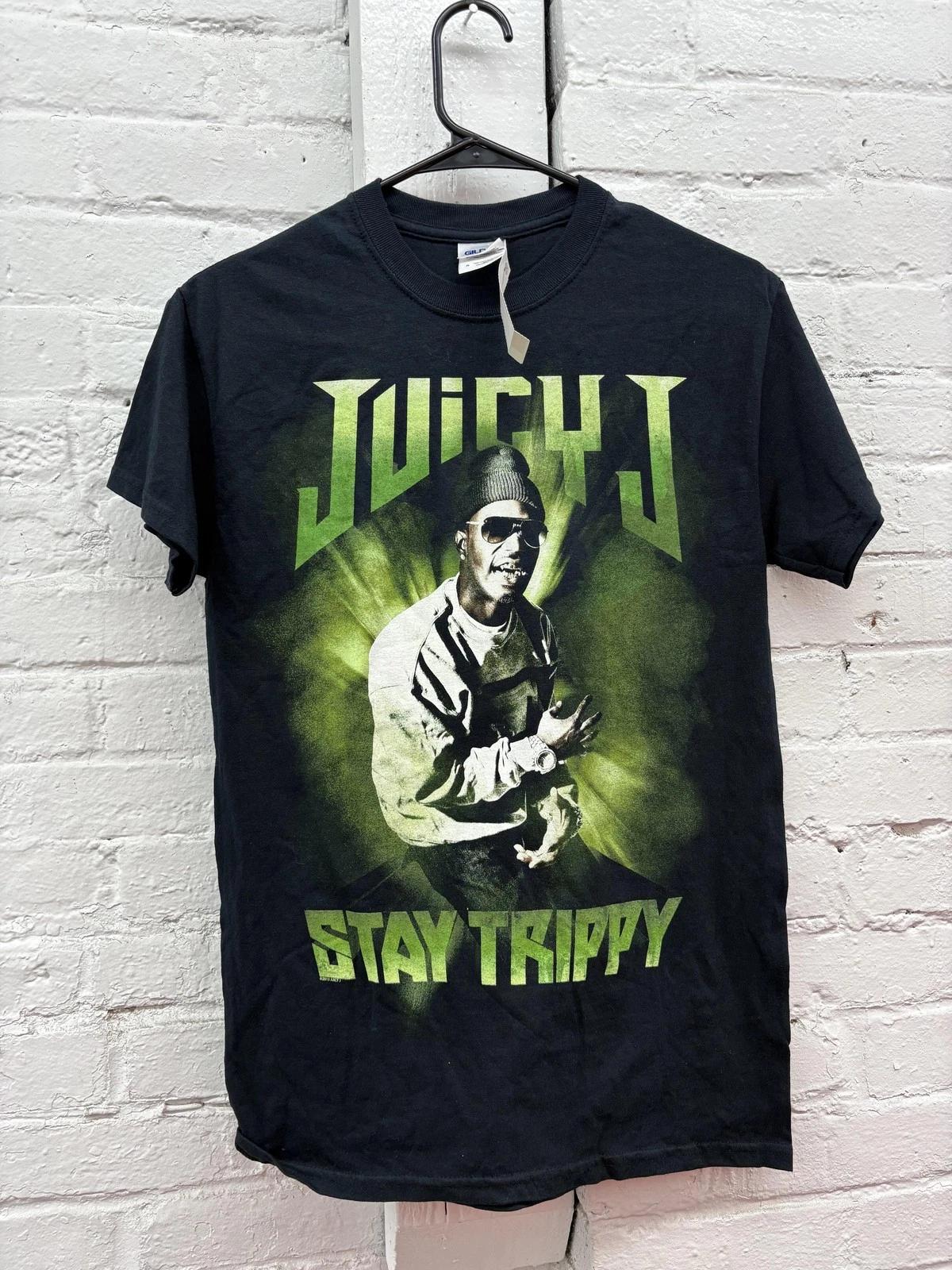 Juicy J Shirt Mens Small Black Stay Trippy Rap Hip Hop Concert Tour Tee 2013 L
Juicy J Shirt Mens Small Black Stay Trippy Rap Hip Hop Concert Tour Tee 2013 L