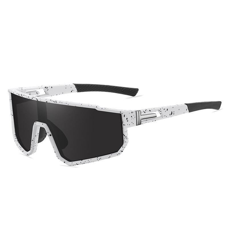 High-Quality Large-Frame Ski Glasses One-Piece Cycling Sunglasses Men S And Women S Colorful Windproof Goggles Sports Glasses
High-Quality Large-Frame Ski Glasses One-Piece Cycling Sunglasses Men S And Women S Colorful Windproof Goggles Sports Glasses