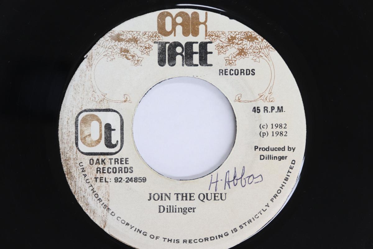 7inch Record DILLINGER ICHO CANDY Join The Queue DSR3899 OAK TREE RECORD 1982 Jamaica Reggae Ska Dub Used
7inch Record DILLINGER ICHO CANDY Join The Queue DSR3899 OAK TREE RECORD 1982 Jamaica Reggae Ska Dub Used