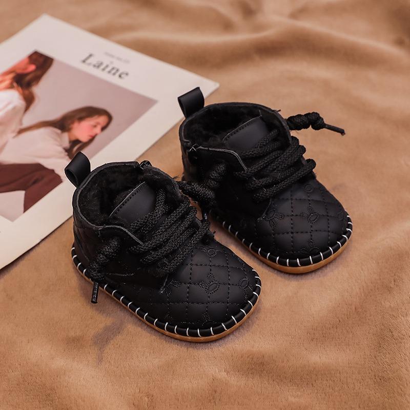 Winter Children Snow Boots for Baby Girls Boys Outdoor Shoes Warm Plush Cartoon Kids Soft Soled Anti Slip Infant Toddler Shoes 23 чорний
Winter Children Snow Boots for Baby Girls Boys Outdoor Shoes Warm Plush Cartoon Kids Soft Soled Anti Slip Infant Toddler Shoes 23 чорний