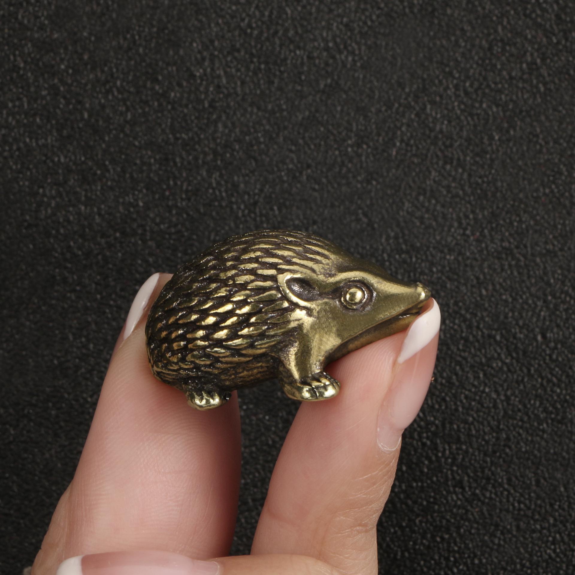 Медный Ёжик Латунные Декоративные Фигурки Милое Животное Антикварные Поделки Украшение Гостиной Домашние Аксессуары
Медный Ёжик Латунные Декоративные Фигурки Милое Животное Антикварные Поделки Украшение Гостиной Домашние Аксессуары