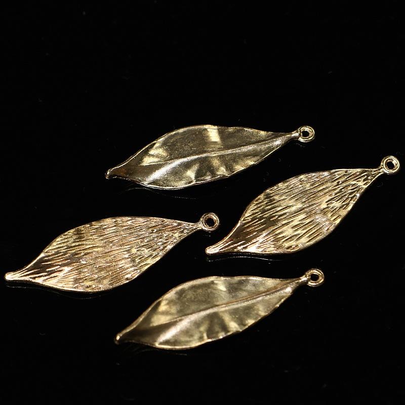 10 шт. старинных золотых свадебных аксессуаров для волос своими руками, листья из ретро-сплава, подвески, шпильки, аксессуары, материалы
10 шт. старинных золотых свадебных аксессуаров для волос своими руками, листья из ретро-сплава, подвески, шпильки, аксессуары, материалы