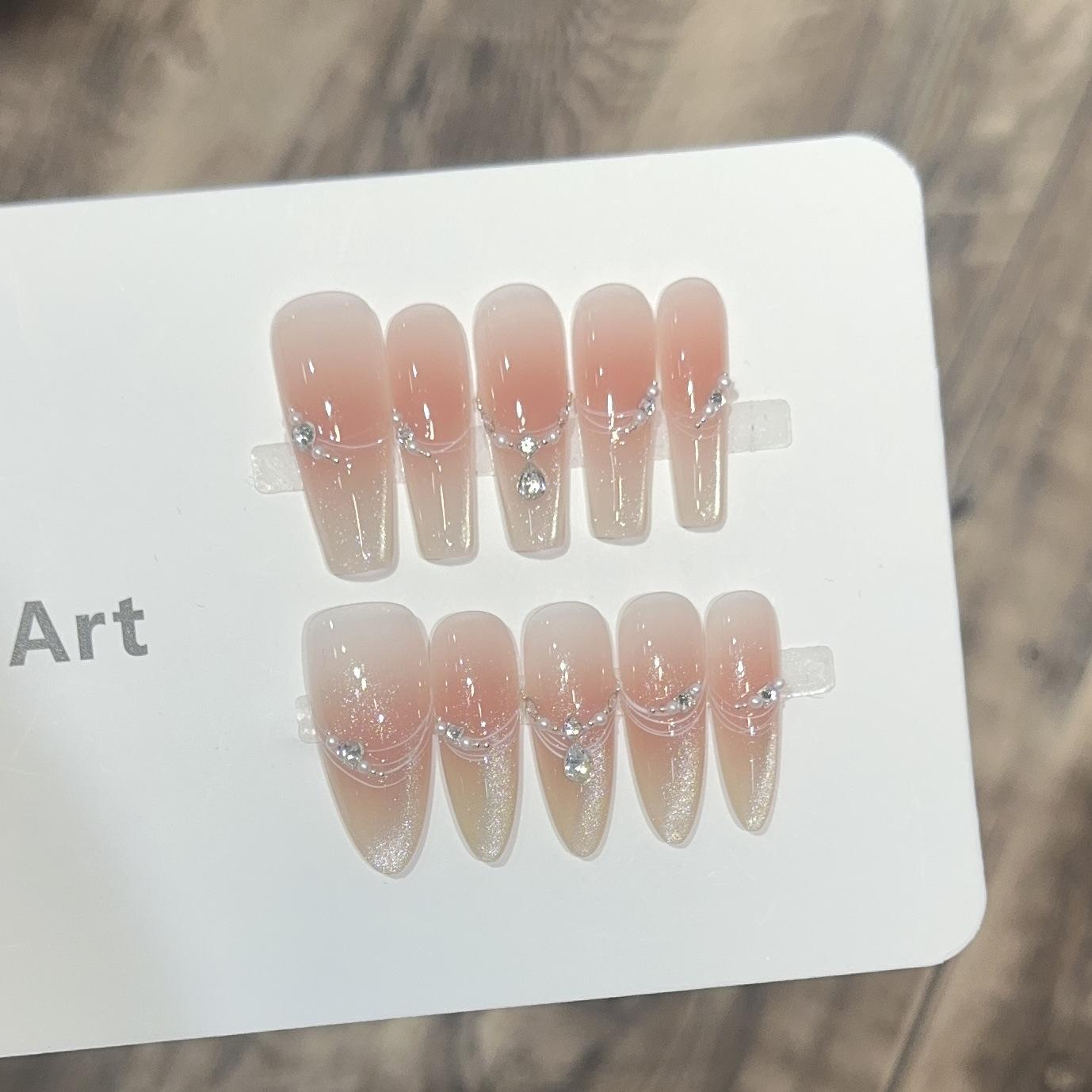 Dorisun Moonlight Ручная работа, носимый нюдовый румянец, дизайн ногтей «кошачий глаз» с акцентами из циркониевых бриллиантов в виде капель воды
Dorisun Moonlight Ручная работа, носимый нюдовый румянец, дизайн ногтей «кошачий глаз» с акцентами из циркониевых бриллиантов в виде капель воды