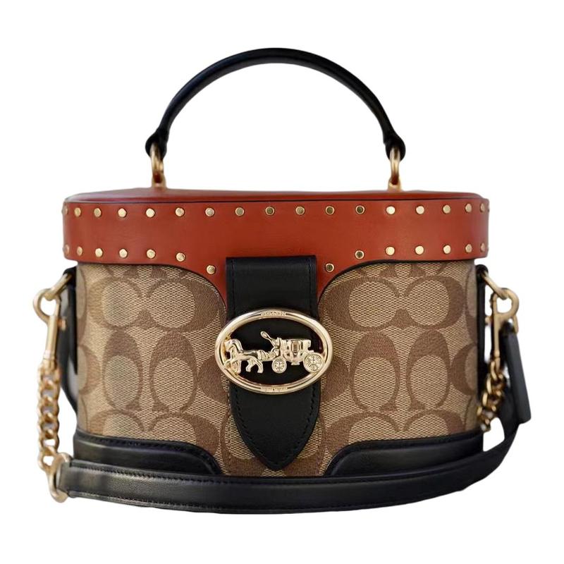 COACH Georgie 20 retro rivet color matching presbyopia canvas and refined cow leather box bag shoulder crossbody bag small size women s red and brown коричневий
COACH Georgie 20 retro rivet color matching presbyopia canvas and refined cow leather box bag shoulder crossbody bag small size women s red and brown коричневий