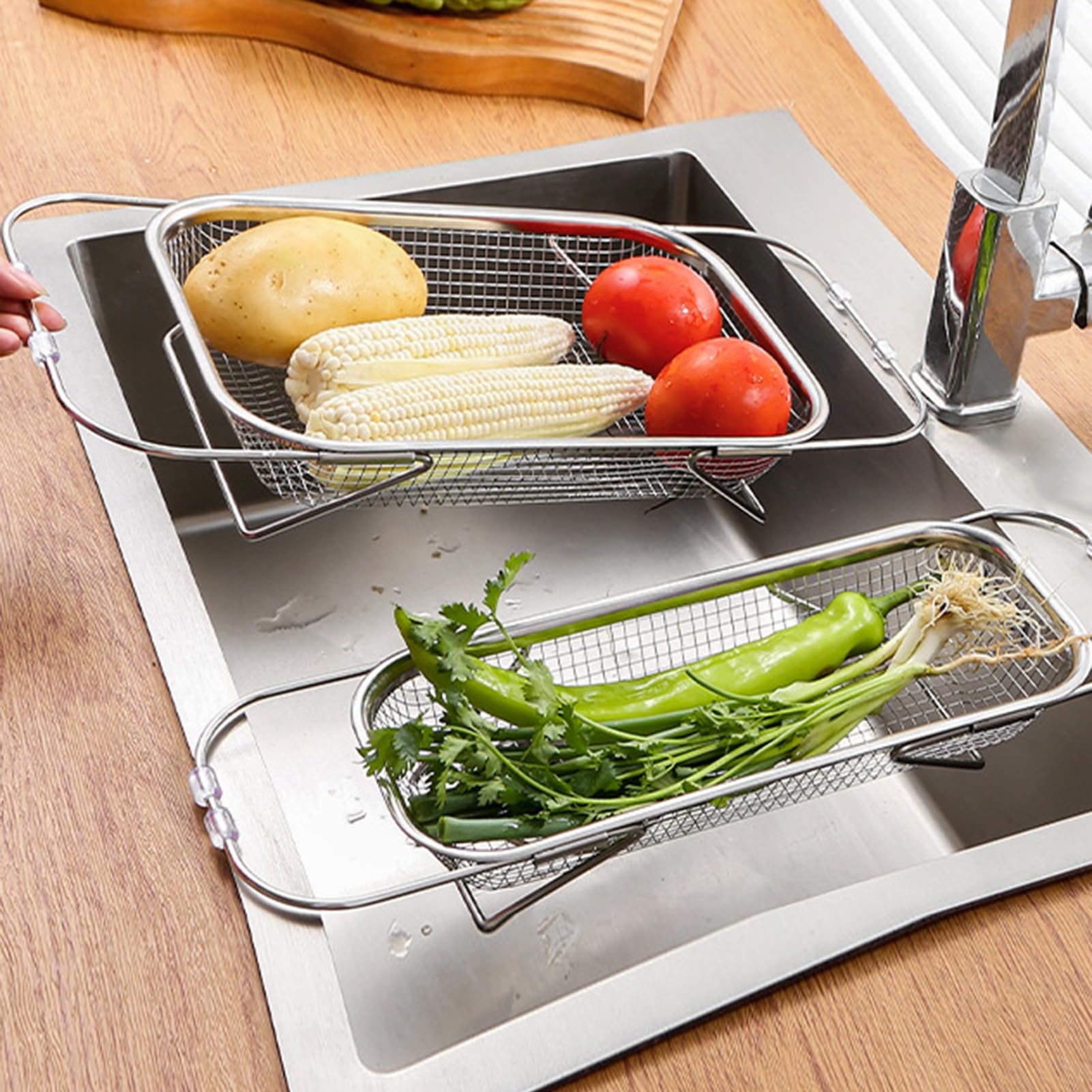 1 pc Multifunctional Sink Drainer Expandable Stainless Steel Drain Basket Durable Colander for Vegetable Fruits Pasta
1 pc Multifunctional Sink Drainer Expandable Stainless Steel Drain Basket Durable Colander for Vegetable Fruits Pasta